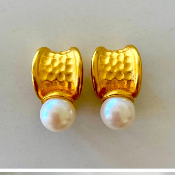 Givenchy Jewelry - VINTAGE SIGNED GIVENCHY FAUX PEARL GOLD-TONE CLIP-ON/ NON-PIERCED EARRINGS
